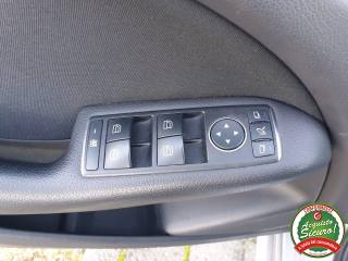 MERCEDES-BENZ B 180 usata, con Servosterzo