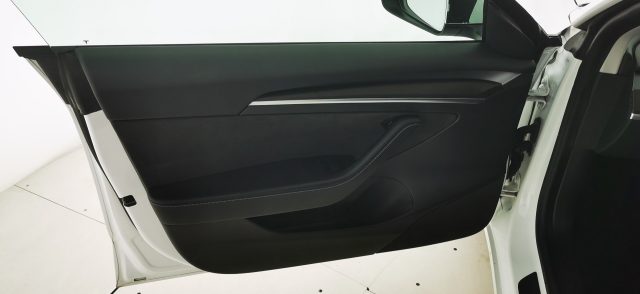 TESLA Model 3 usata 64