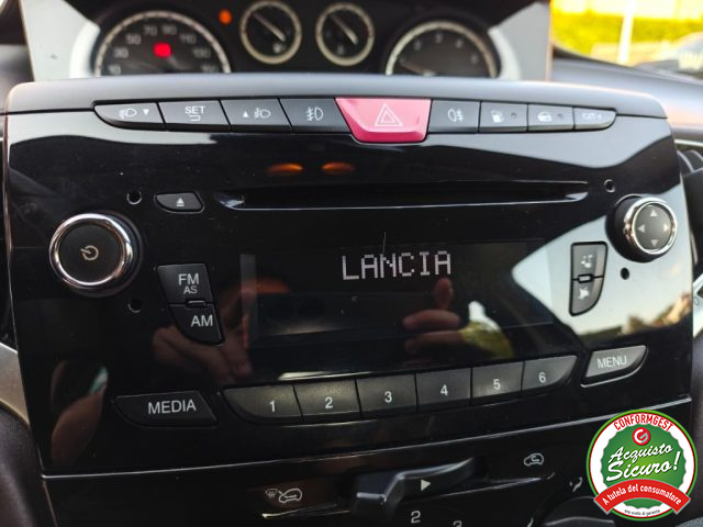 LANCIA Ypsilon usata, con ESP