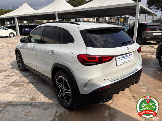 MERCEDES-BENZ GLA 200 usata, con Cerchi in lega