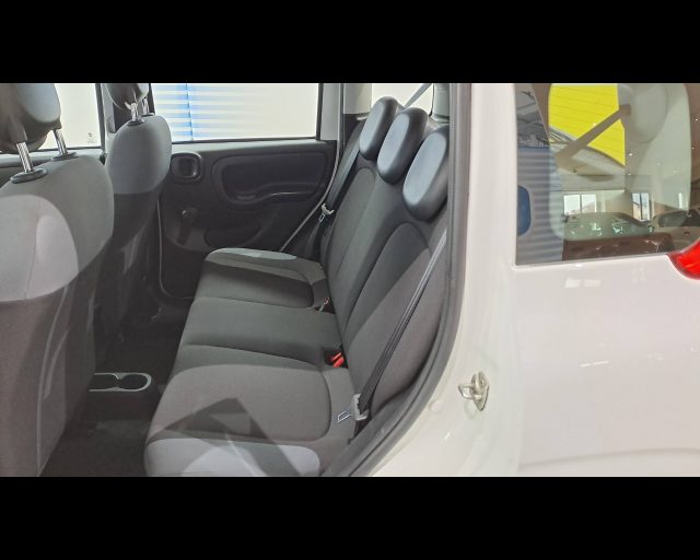 FIAT New Panda usata 18