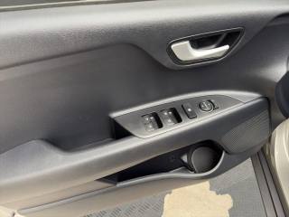 KIA Stonic usata, con Specchietti laterali elettrici