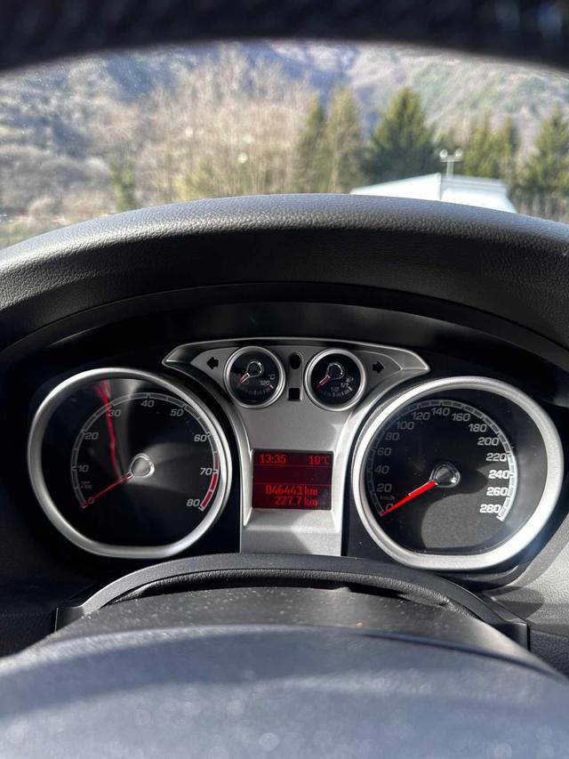 FORD Focus usata, con Sedile posteriore sdoppiato