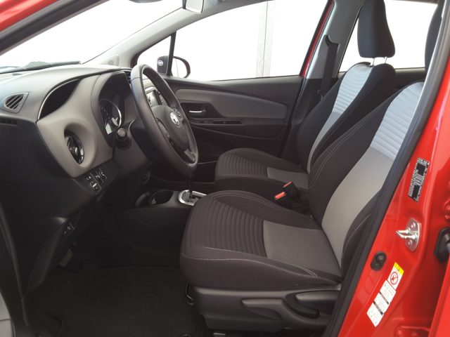 TOYOTA Yaris usata, con Alzacristalli elettrici