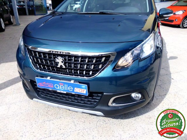 PEUGEOT 2008 usata, con Luci diurne