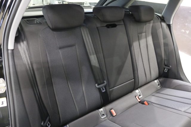 AUDI A4 usata, con Autoradio digitale