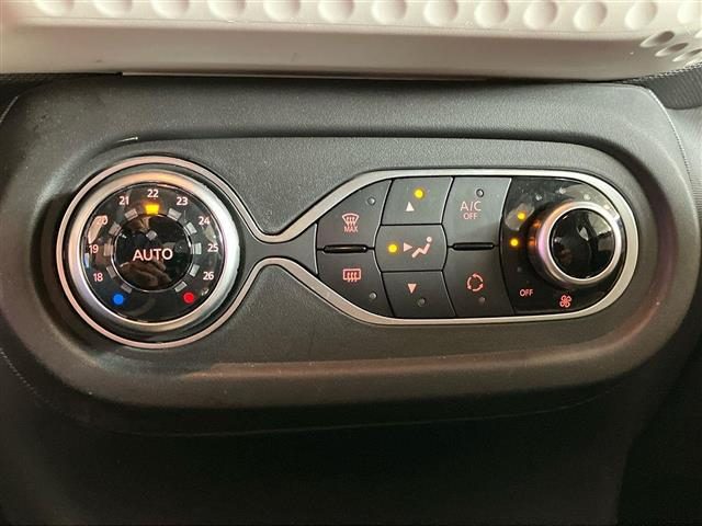 RENAULT Twingo usata 24