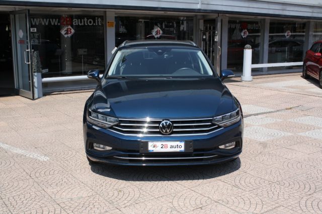 VOLKSWAGEN Passat Variant usata, con Climatizzatore