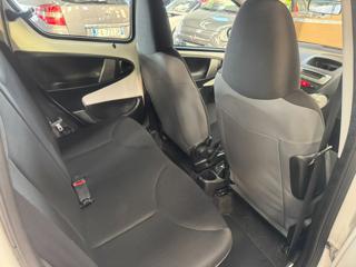 TOYOTA Aygo usata 25