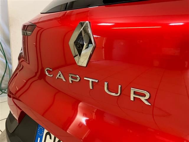RENAULT Captur usata 24