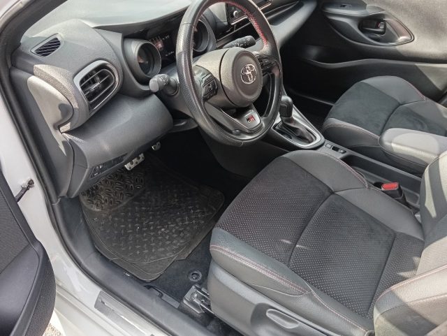 TOYOTA Yaris usata, con Controllo trazione