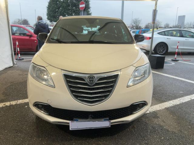 LANCIA Ypsilon usata, con Airbag