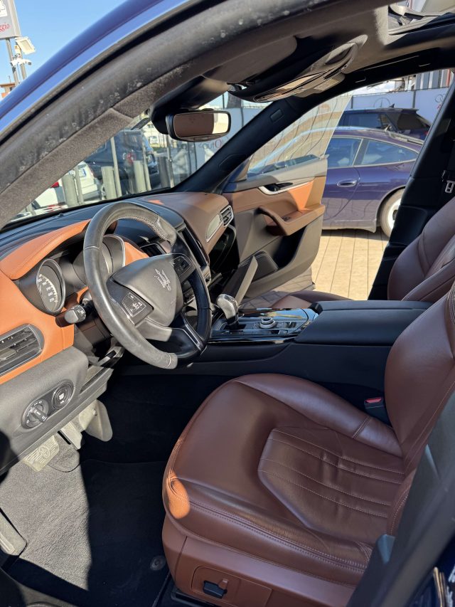 MASERATI Levante usata, con Autoradio