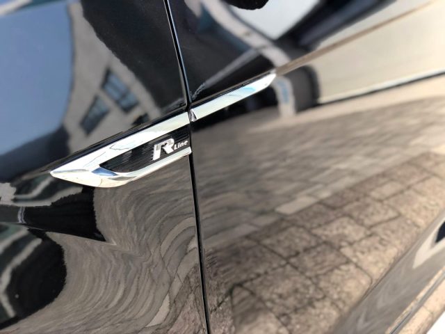 VOLKSWAGEN T-Roc usata, con Controllo automatico clima