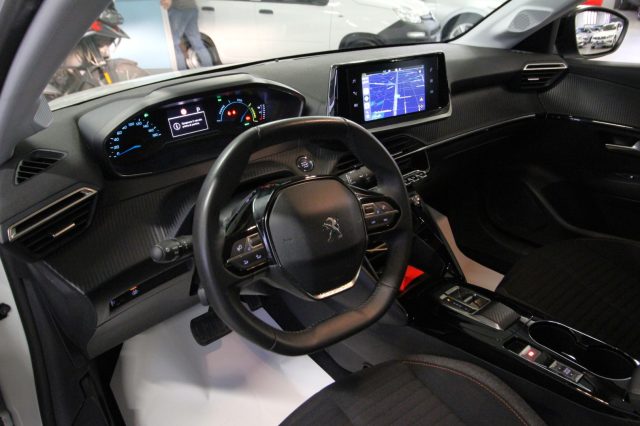 PEUGEOT 208 usata, con Boardcomputer