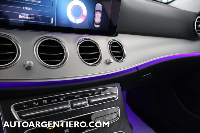 MERCEDES-BENZ E 200 usata, con Interni in pelle