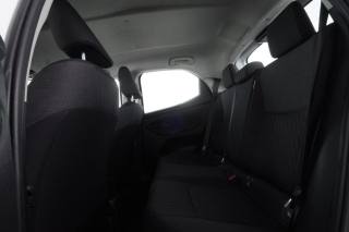 TOYOTA Yaris usata 9