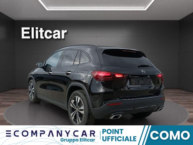 MERCEDES-BENZ GLA 180 usata, con Chiusura centralizzata