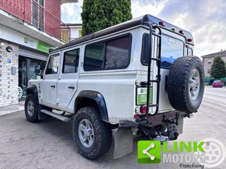 LAND ROVER Defender usata 3