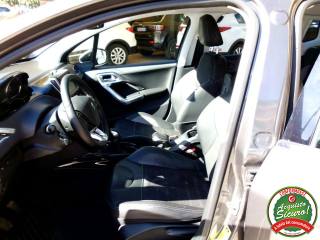 PEUGEOT 2008 usata, con Chiusura centralizzata