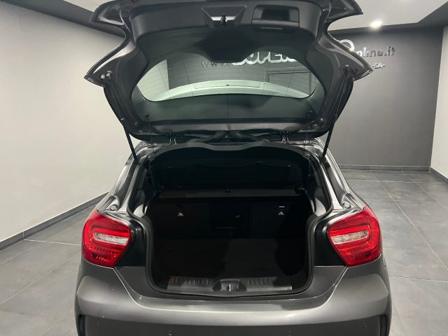 MERCEDES-BENZ A 180 usata, con Controllo automatico clima