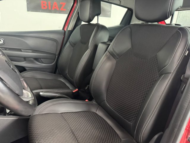 RENAULT Clio usata, con Controllo automatico clima