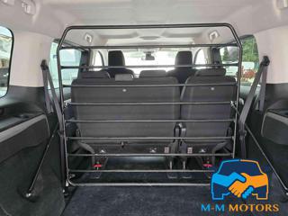 PEUGEOT Traveller usata, con Fari Xenon