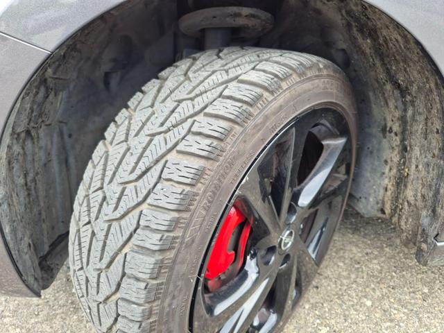 OPEL Corsa usata, con Touch screen