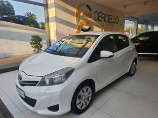 TOYOTA Yaris usata, con Airbag laterali
