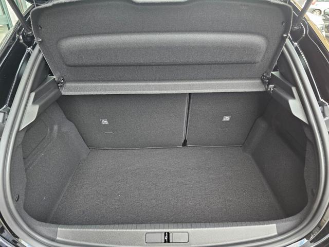 OPEL Corsa usata, con Autoradio
