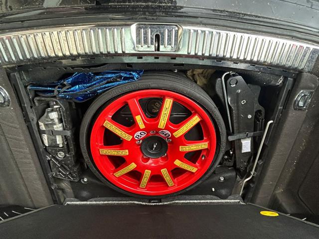 PORSCHE Cayenne usata, con Sensori di parcheggio anteriori