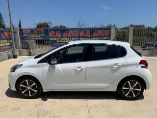 PEUGEOT 208 usata, con Fendinebbia