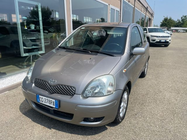 TOYOTA Yaris usata, con Airbag laterali