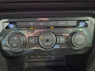 VOLKSWAGEN Tiguan usata, con Volante multifunzione