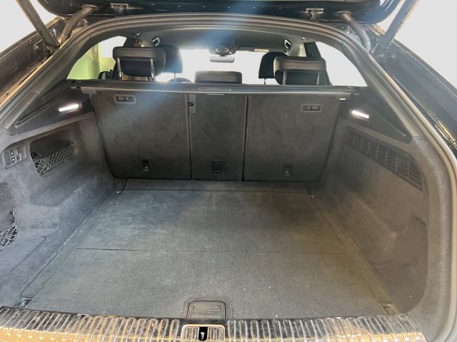 AUDI Q8 usata 11