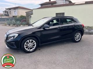 MERCEDES-BENZ GLA 180 usata, con Fari Xenon