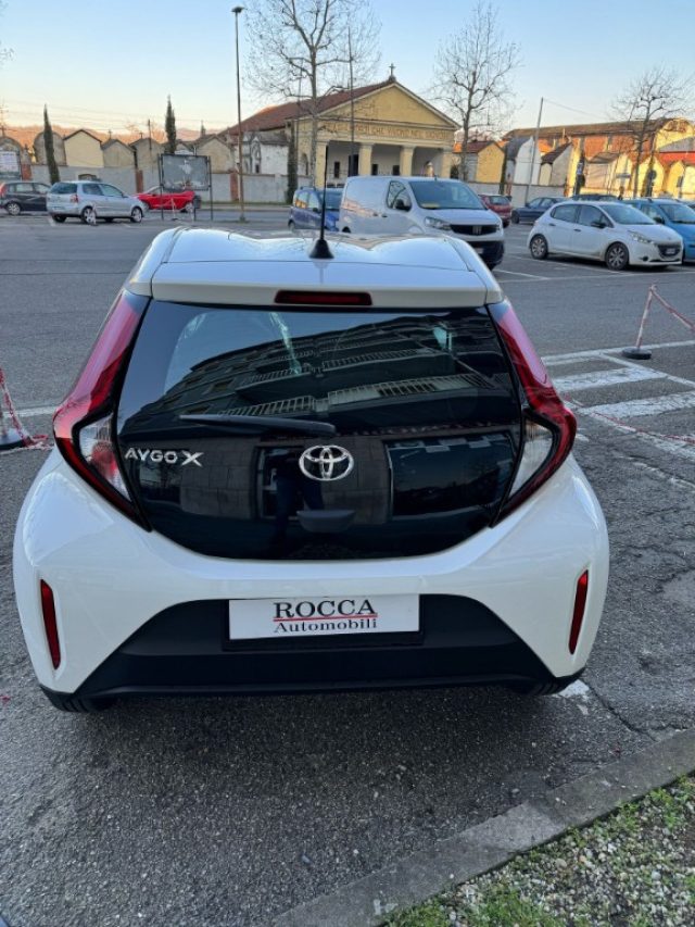TOYOTA Aygo X usata, con Climatizzatore