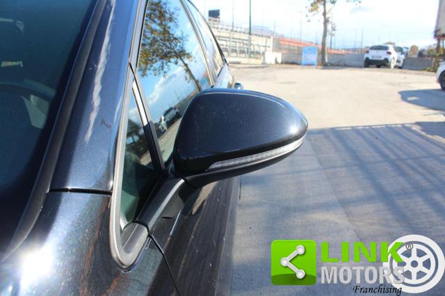 VOLKSWAGEN Golf GTI usata, con Controllo automatico clima
