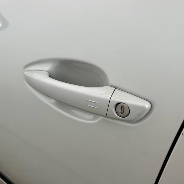 PEUGEOT 3008 usata, con Sensori di parcheggio posteriori