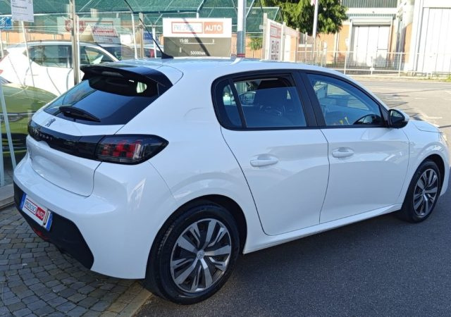 PEUGEOT 208 usata, con Boardcomputer