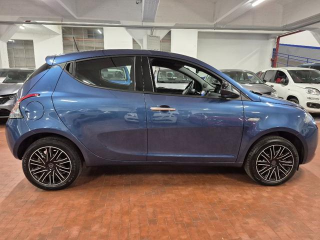 LANCIA Ypsilon usata, con Autoradio
