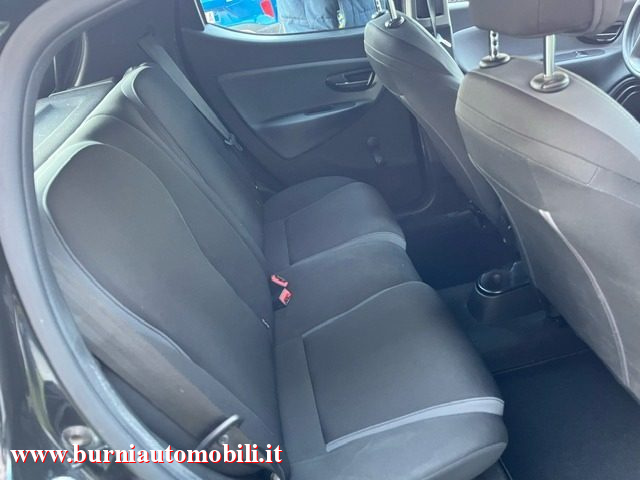 LANCIA Ypsilon usata 12
