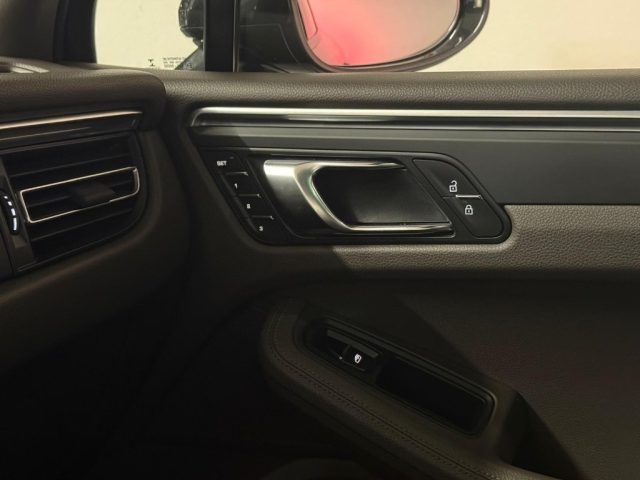 PORSCHE Macan usata, con Sistema di navigazione