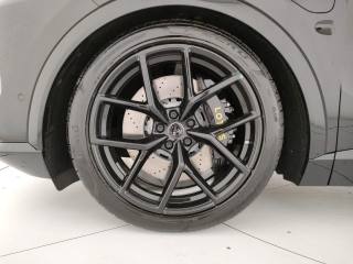 LOTUS Eletre usata, con Cerchi in lega