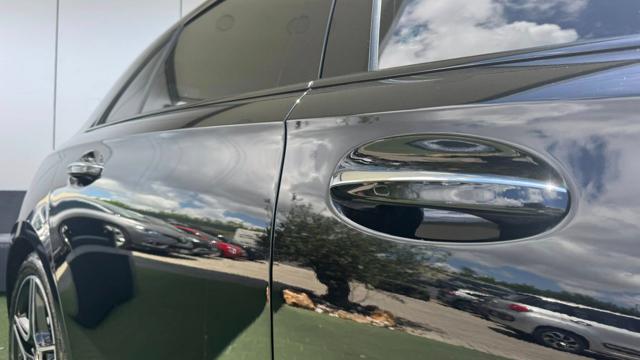 MERCEDES-BENZ A 180 usata, con Leve al volante