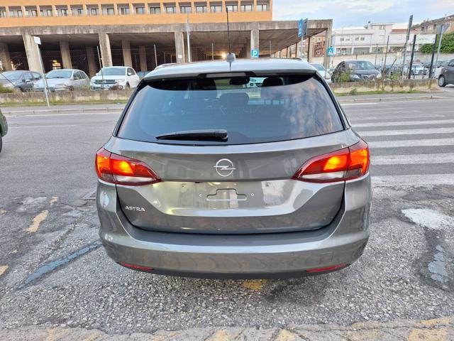 OPEL Astra usata, con Autoradio