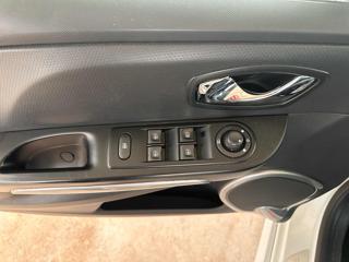 RENAULT Clio usata, con Volante multifunzione