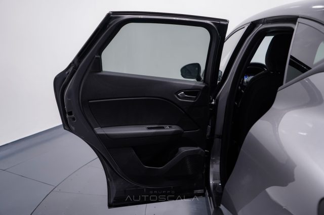 RENAULT Captur usata, con Specchietti laterali elettrici