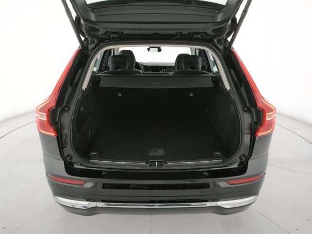 VOLVO XC60 usata, con Sedile posteriore sdoppiato