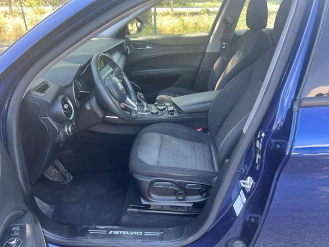ALFA ROMEO Stelvio usata, con Chiusura centralizzata